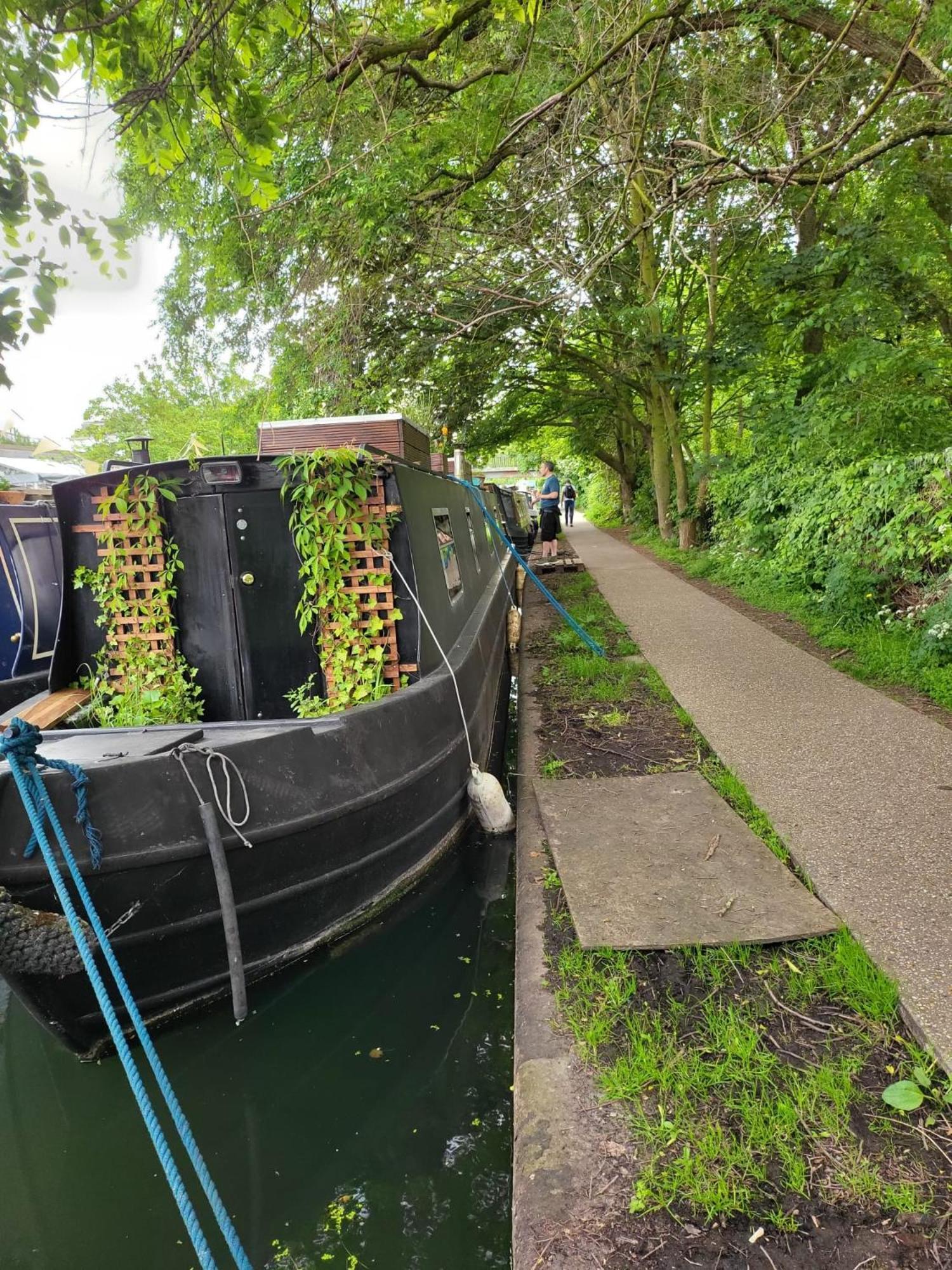 Lovely Canal Boat In Little Venice For Family & Friends London Eksteriør billede